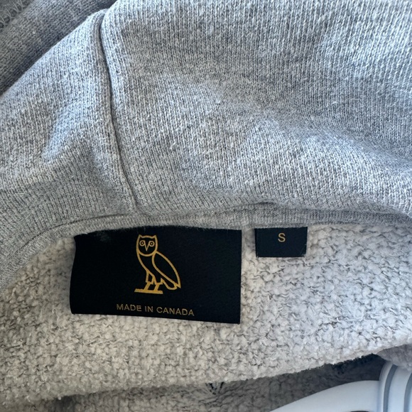 ❌SOLD❌ OVO x Toronto Maple Leafs Hoodie - Picture 2 of 4